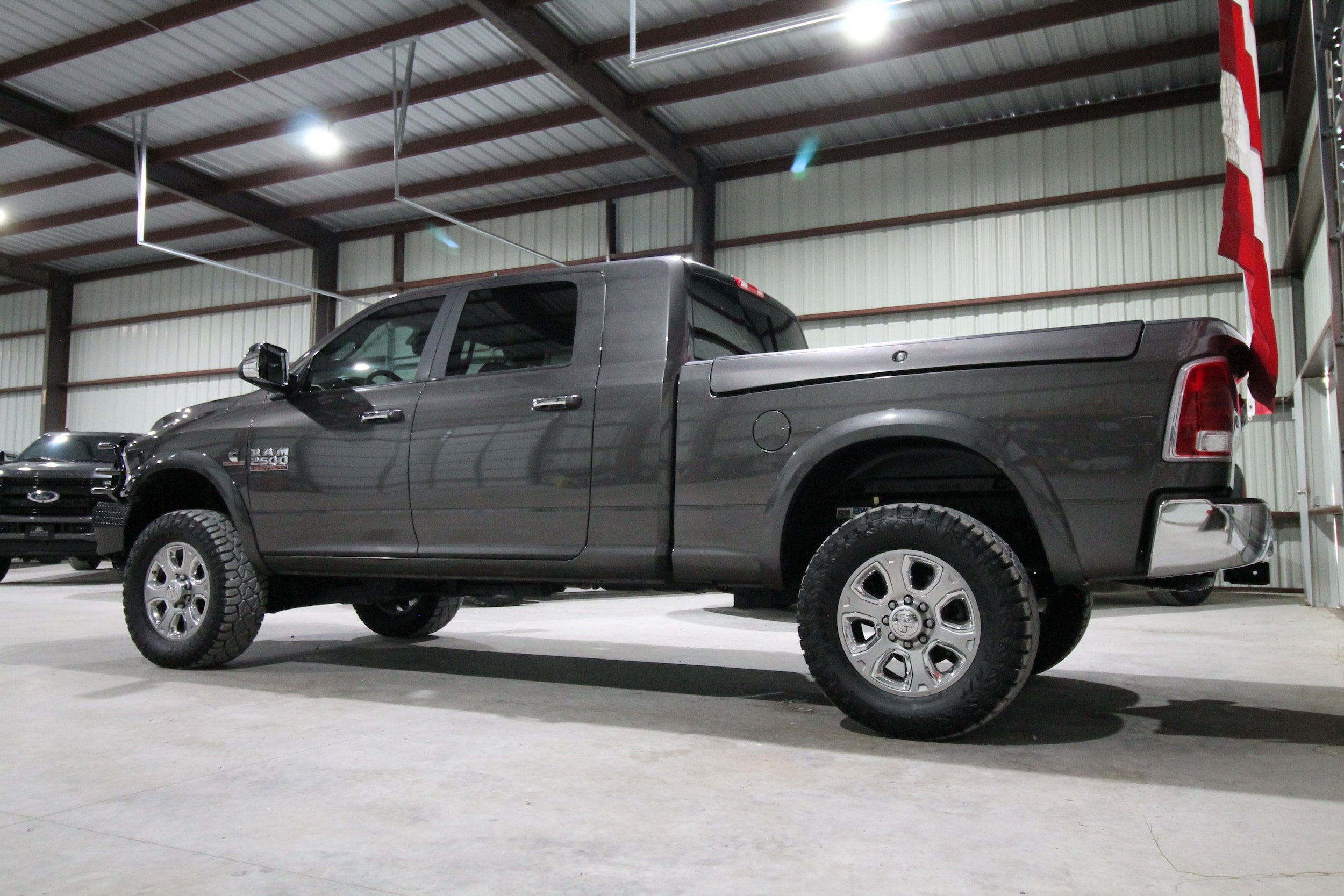 Used 2017 RAM 2500 Laramie w/ Protection Group AWD/4WD image 7