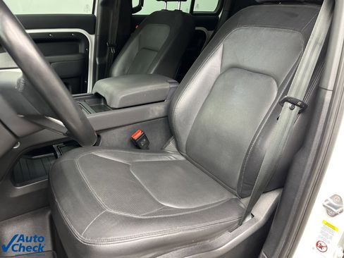 Used 2023 Land Rover Defender 110 X-Dynamic SE image 22