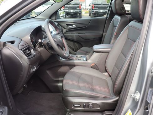 Used 2024 Chevrolet Equinox RS AWD/4WD image 4