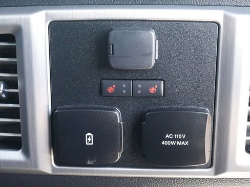 Used 2020 Ford F150 Platinum w/ Equipment Group 701A Luxury image 65