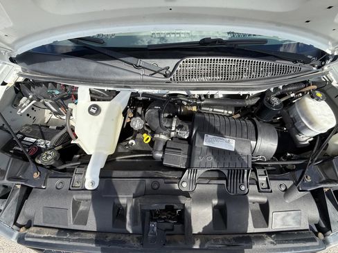 Used 2019 Chevrolet Express 2500 w/ Driver Convenience Package image 19