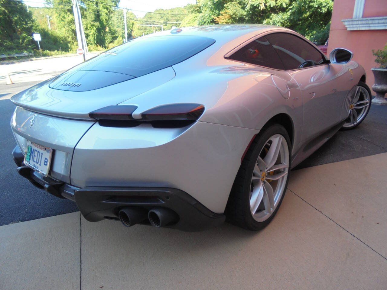 Used 2021 Ferrari Roma RWD image 35