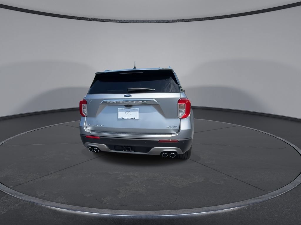 Used 2023 Ford Explorer Platinum w/ Technology Package AWD/4WD image 8