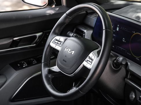 Used 2023 Kia Telluride SX X-Pro AWD/4WD image 25