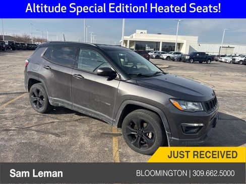 Used 2019 Jeep Compass Latitude AWD/4WD image 1