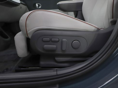 Used 2023 Hyundai Ioniq 5 Limited image 22