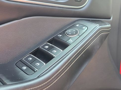 Used 2021 Nissan Rogue SL FWD image 16