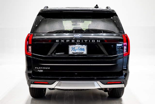 Used 2025 Ford Expedition Platinum AWD/4WD image 38
