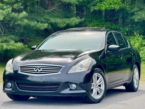 Used 2013 INFINITI G37 x Sedan w/ Premium Pkg AWD/4WD image 1