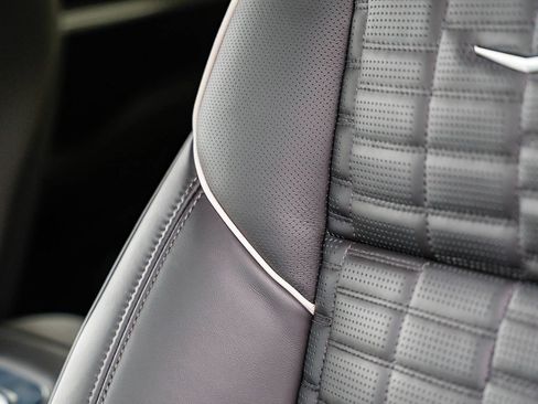 Used 2025 Cadillac Escalade V image 26