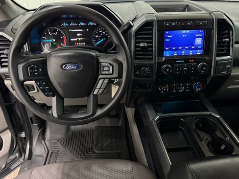 Used 2022 Ford F350 XLT w/ XLT Premium Package AWD/4WD image 14