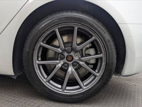 Used 2019 Tesla Model 3 Long Range RWD image 24