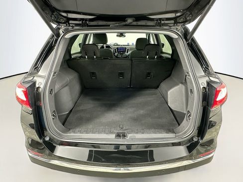 Used 2019 Chevrolet Equinox LT FWD image 32