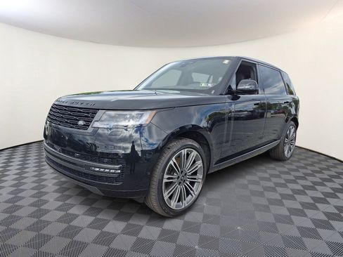 New 2025 Land Rover Range Rover Long Wheelbase SE image 1