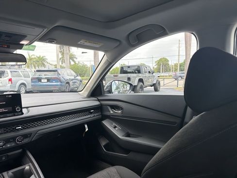 Certified 2024 Honda Accord EX image 11