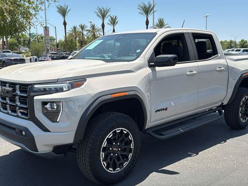 Used 2026 GMC Canyon AT4 w/ LPO, Off Road Lift Package AWD/4WD image 4