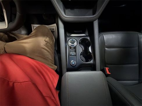 Used 2025 Ford Explorer Active w/ Active Comfort Package image 21