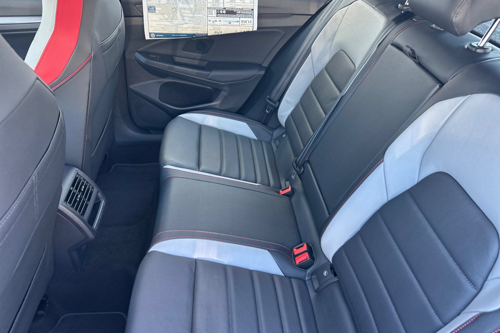 New 2026 Volkswagen GTI SE FWD image 10
