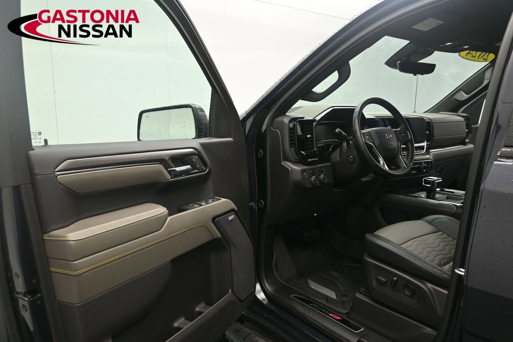 Used 2024 Chevrolet Silverado 1500 ZR2 w/ Technology Package AWD/4WD image 10