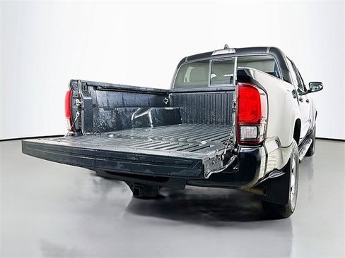 Used 2020 Toyota Tacoma SR image 23