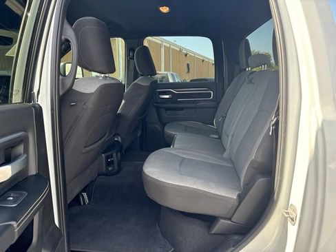 Used 2024 RAM 3500 Big Horn AWD/4WD image 17