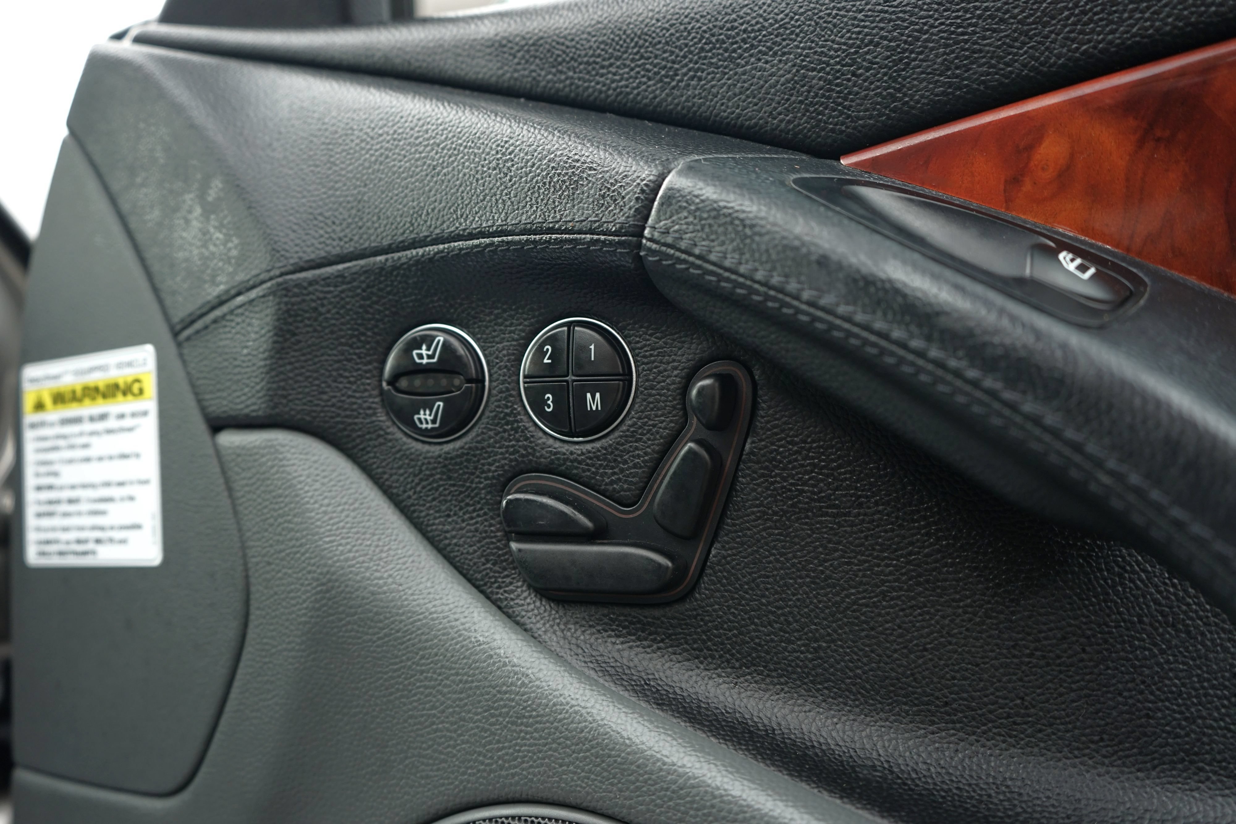 Used 2005 Mercedes-Benz SL 500 image 35