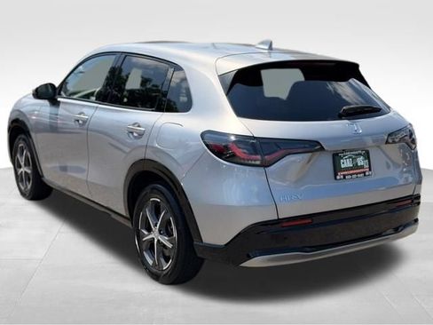 Used 2023 Honda HR-V EX-L image 9