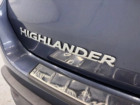 Used 2019 Toyota Highlander XLE AWD/4WD image 55