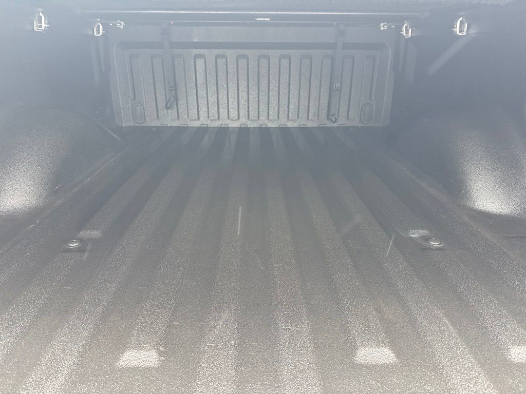 Used 2012 Ford F150 XLT AWD/4WD image 5