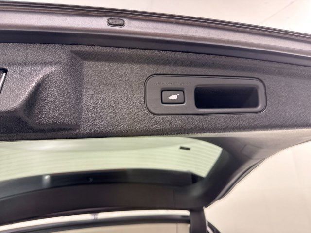 Certified 2026 Honda Odyssey Elite image 37