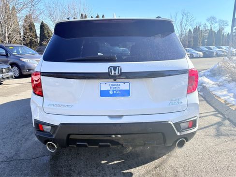 Used 2023 Honda Passport Elite image 3
