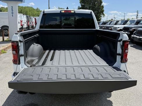 New 2026 RAM 1500 4x4 Crew Cab image 11
