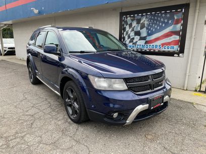 Used 2018 Dodge Journey Crossroad w/ Nav & Sun Group