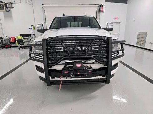 Used 2024 RAM 2500 Laramie w/ Bed Utility Group AWD/4WD image 4