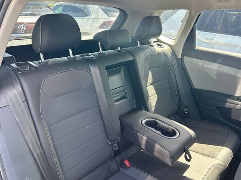 Used 2022 Volkswagen Taos SE AWD/4WD image 48