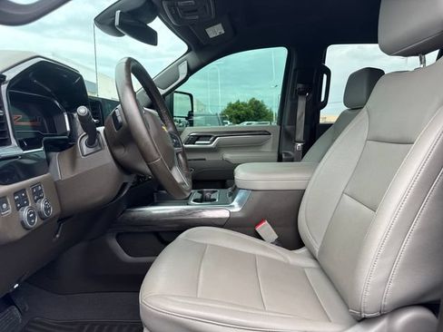 Used 2024 Chevrolet Silverado 2500 LTZ w/ LTZ Plus Package AWD/4WD image 13