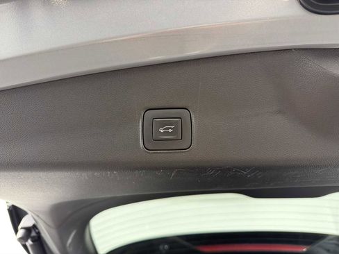 Certified 2023 Chevrolet TrailBlazer ACTIV w/ Sun and Liftgate Package AWD/4WD image 16