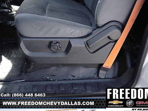 Used 2015 Ford F550 4x4 Regular Cab Super Duty image 12