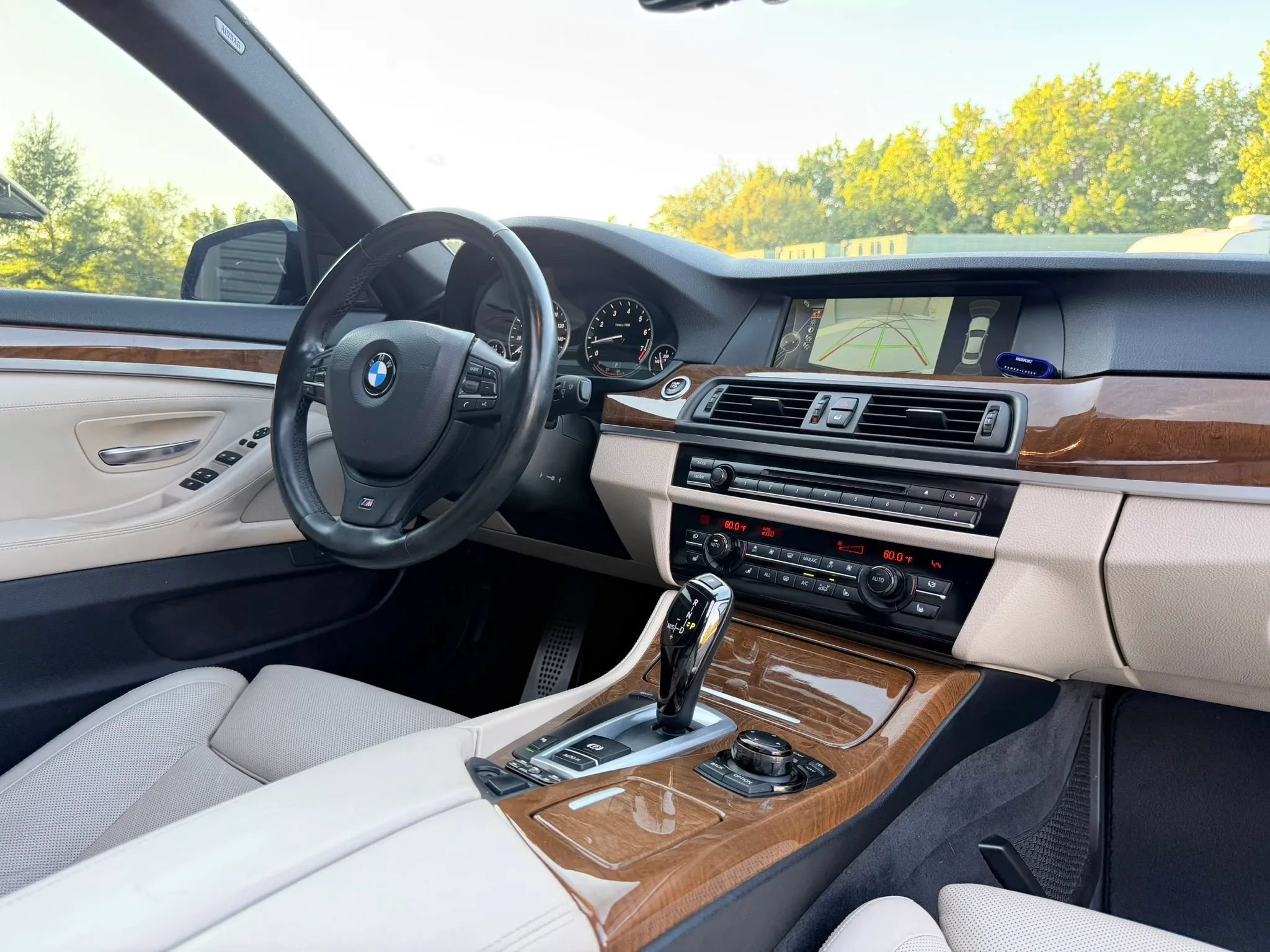 Used 2013 BMW 550i Sedan RWD image 31