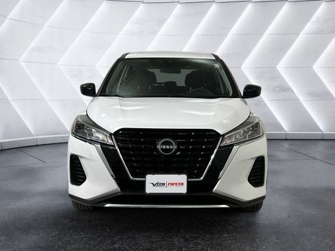 Used 2024 Nissan Kicks S FWD image 2