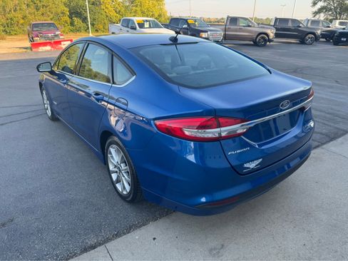 Used 2017 Ford Fusion S image 6
