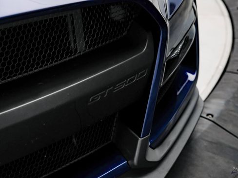 Used 2020 Ford Mustang Shelby GT500 w/ Carbon Fiber Track Pack image 28
