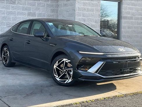 New 2025 Hyundai Sonata SEL image 1