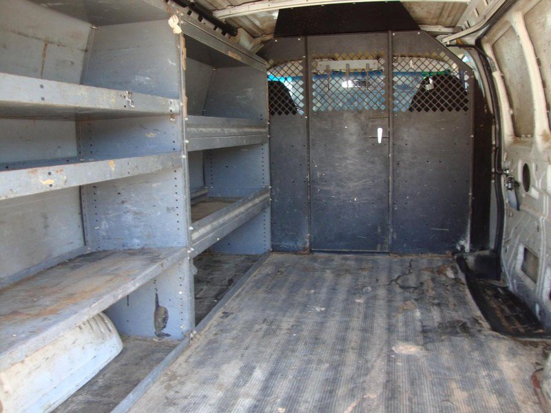 Used 2006 Chevrolet Express 2500 RWD image 4