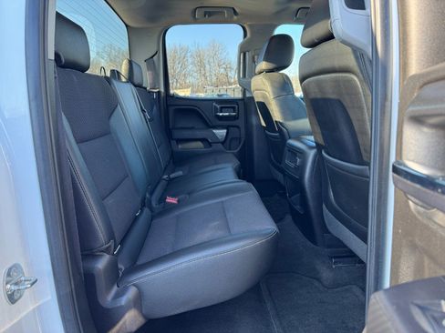 Used 2015 GMC Sierra 1500 SLE image 17