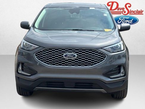 Used 2024 Ford Edge SEL w/ Convenience Package AWD/4WD image 2
