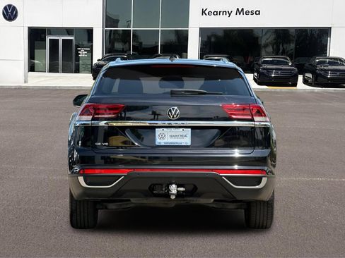 Used 2023 Volkswagen Atlas Cross Sport SE FWD image 5