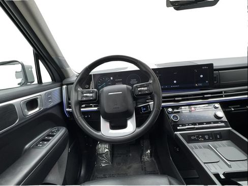 Used 2025 Hyundai Santa Fe Limited FWD image 40