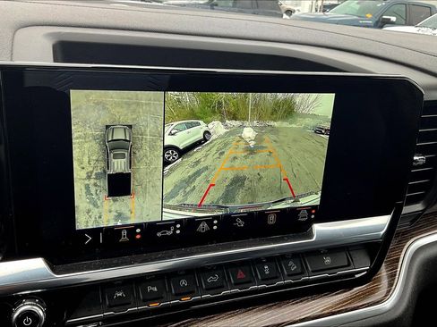 Used 2025 GMC Sierra 1500 Elevation w/ Elevation Premium Package image 10