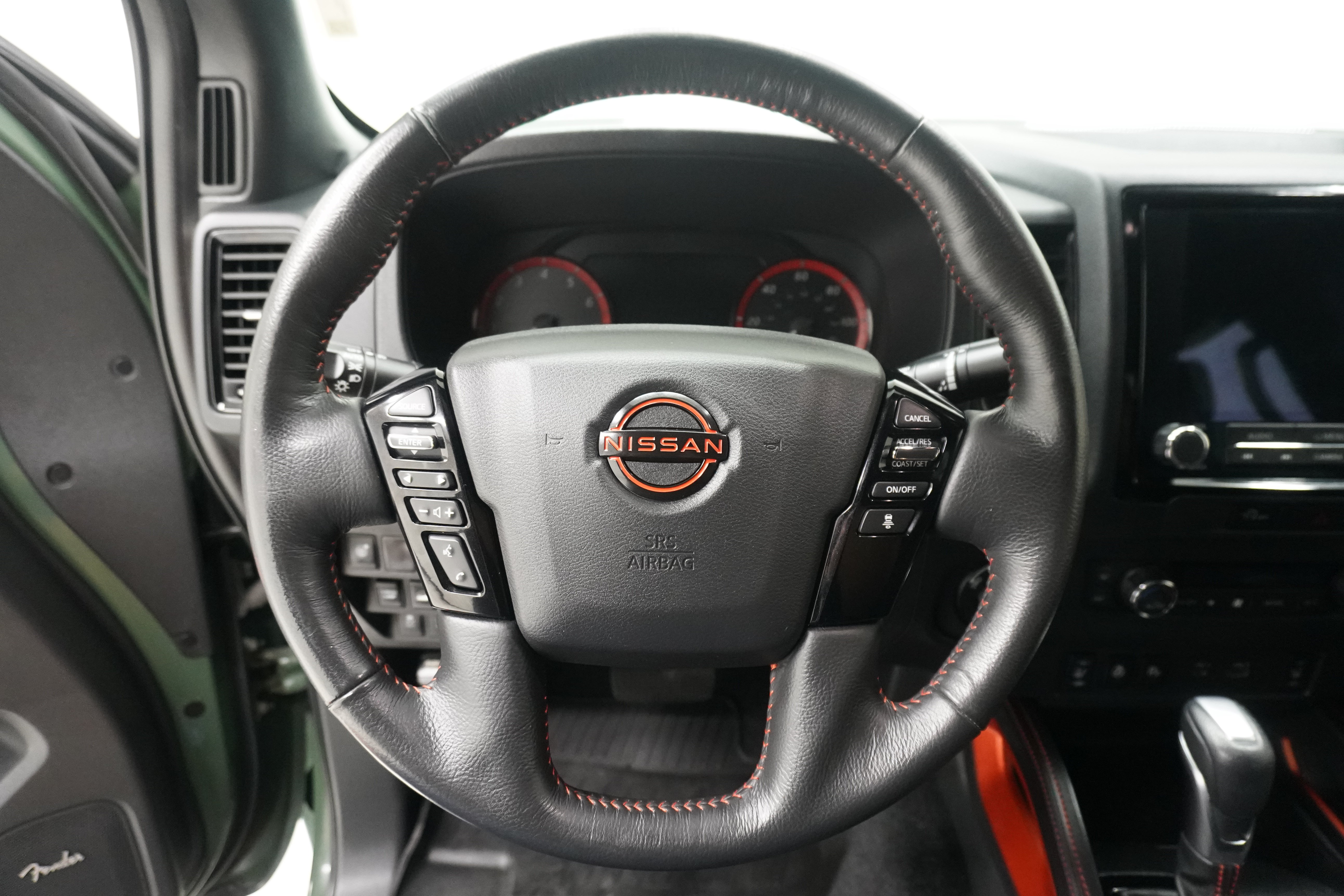 Used 2023 Nissan Frontier PRO-4X w/ Pro-4X Premium Package AWD/4WD image 17